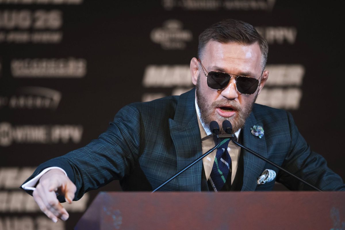 UFC-baas gelooft niks van 'pensioen' McGregor: 'Ik weet hoe ik hem blij kan maken'