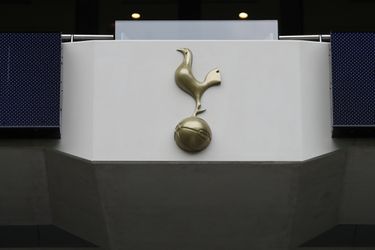 HAHA: Spurs-fan zwaar teleurgesteld dat hij zijn naam niet in 'Tottenham' mag veranderen