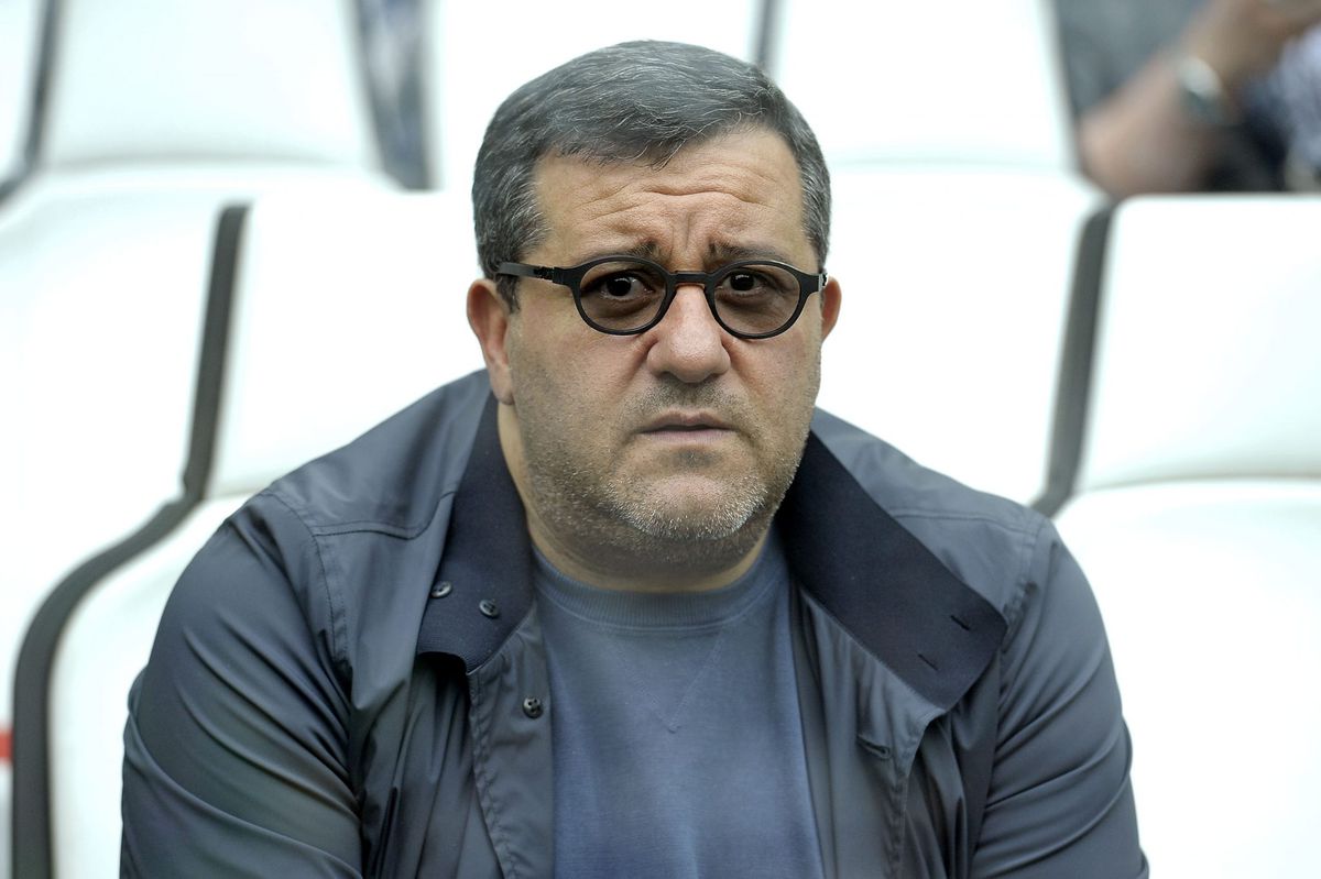 Raiola over Ajax: 'Wie is hier de geldwolf?'