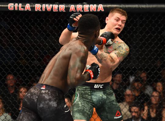 📺 | TV Gids! Zo kijk je vannacht live naar UFC 263: Adesanya vs Vettori 2