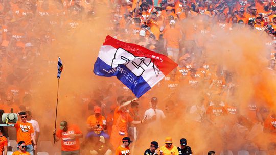 📸 | Geniet na van de zee aan Oranje bij Grand Prix van Oostenrijk