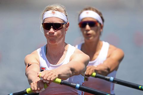 Roeisters staan ‘met hartslag van 180' midden in mijnenveld: ‘Dit is best wel eng’