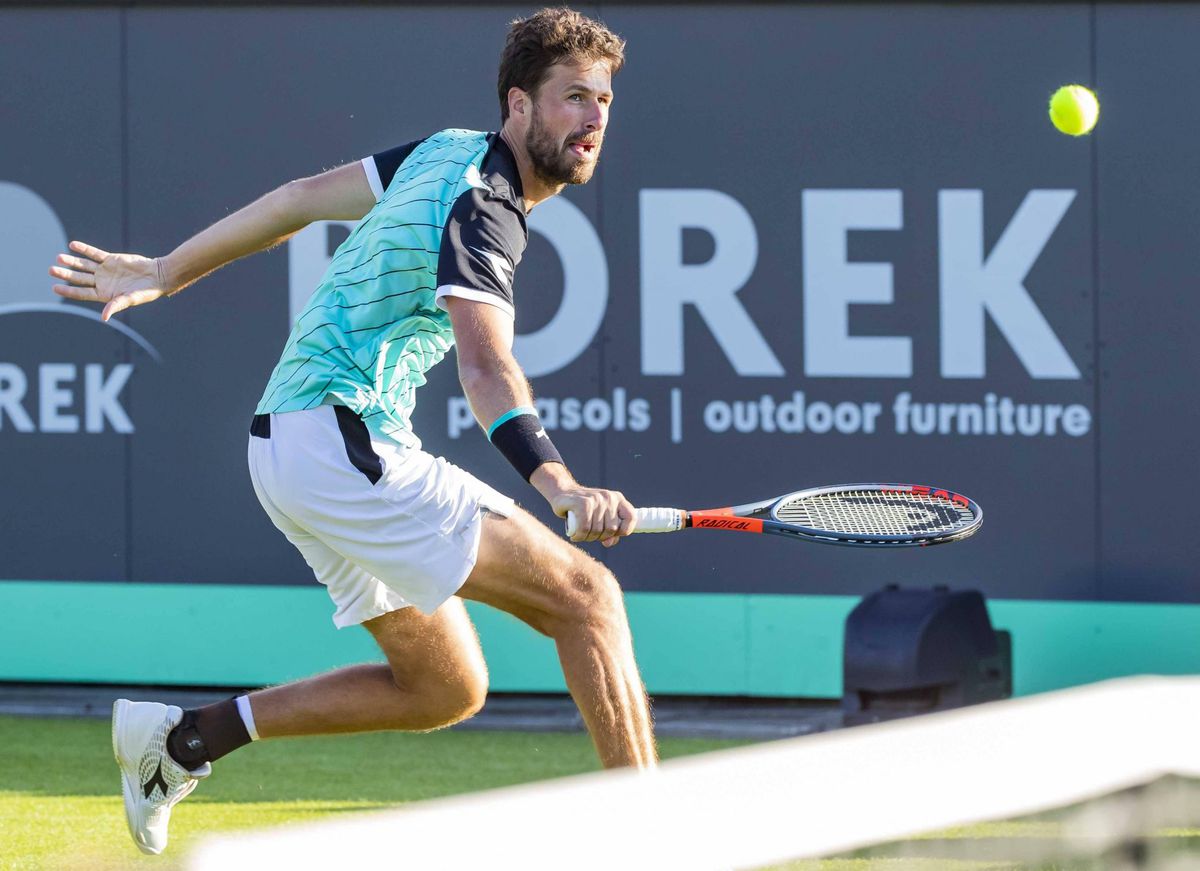 Robin Haase ligt er na 2 rondes al uit in Rosmalen, Chileen is in 2 sets te sterk