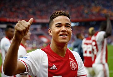 Kluivert heeft Amsterdamse bluf: 'Wij zijn Ajax, wat kom je hier doen'