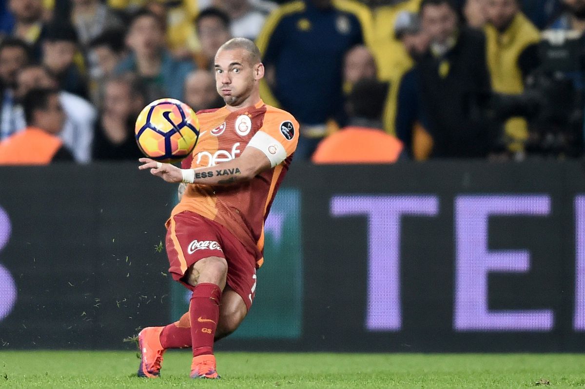 Goal Sneijder mag niet baten: Galatasaray hard onderuit tegen Kasimpasa