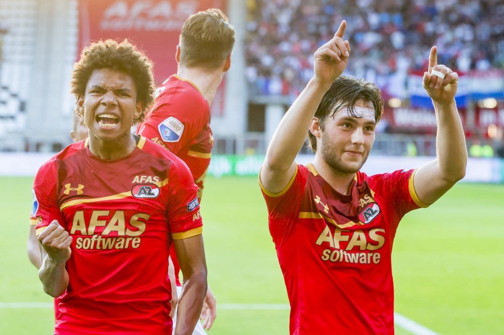 18-jarige Stengs neemt AZ weer bij de hand en overrompelt FC Utrecht