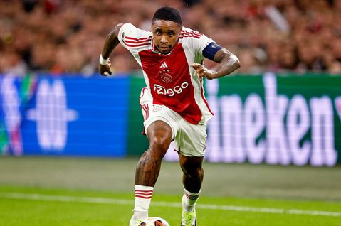 Ajax-aanvoerder Steven Bergwijn is weer terug voor duel met RKC