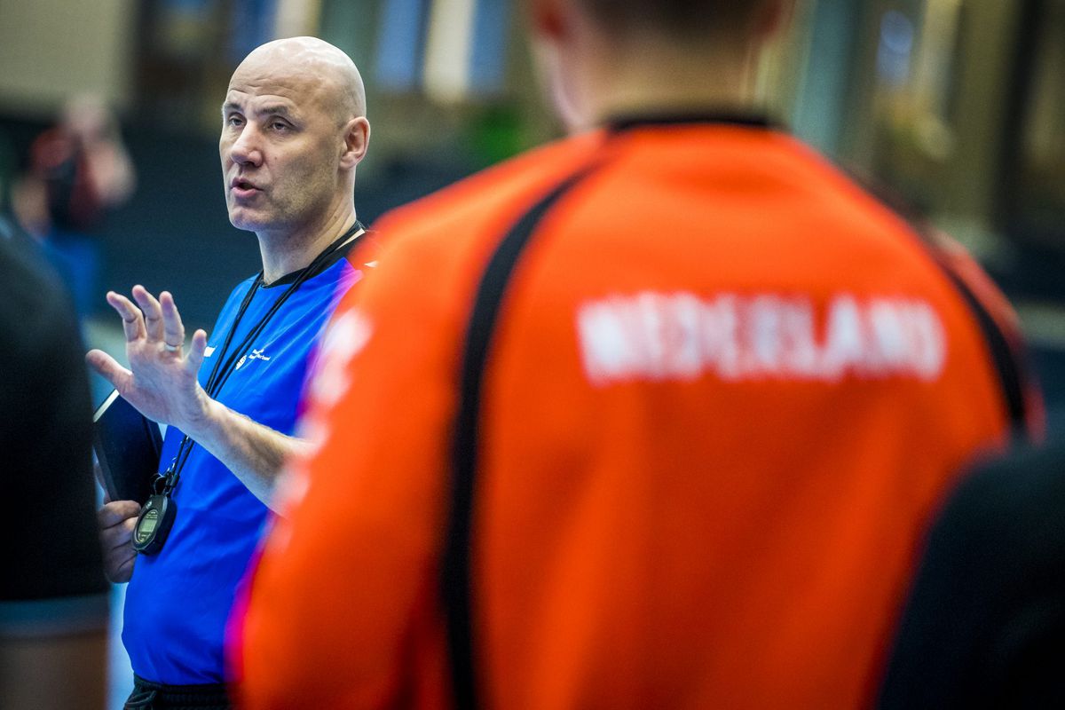 Oranje-handballers onderuit in oefenpotje tegen Oostenrijk