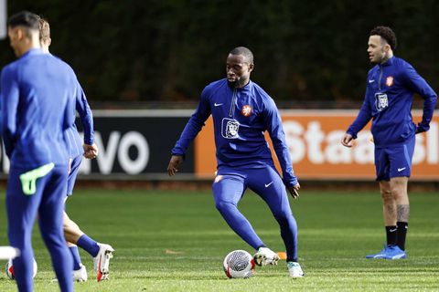 Problemen achterin stapelen zich op bij Oranje: ook Lutsharel Geertruida haakt af