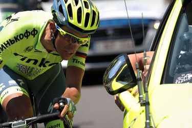 Contador stapt uit de Tour