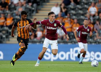 Aston Villa verpest Hull City-debuut Jordy de Wijs, Hutton maakt bijzondere goal