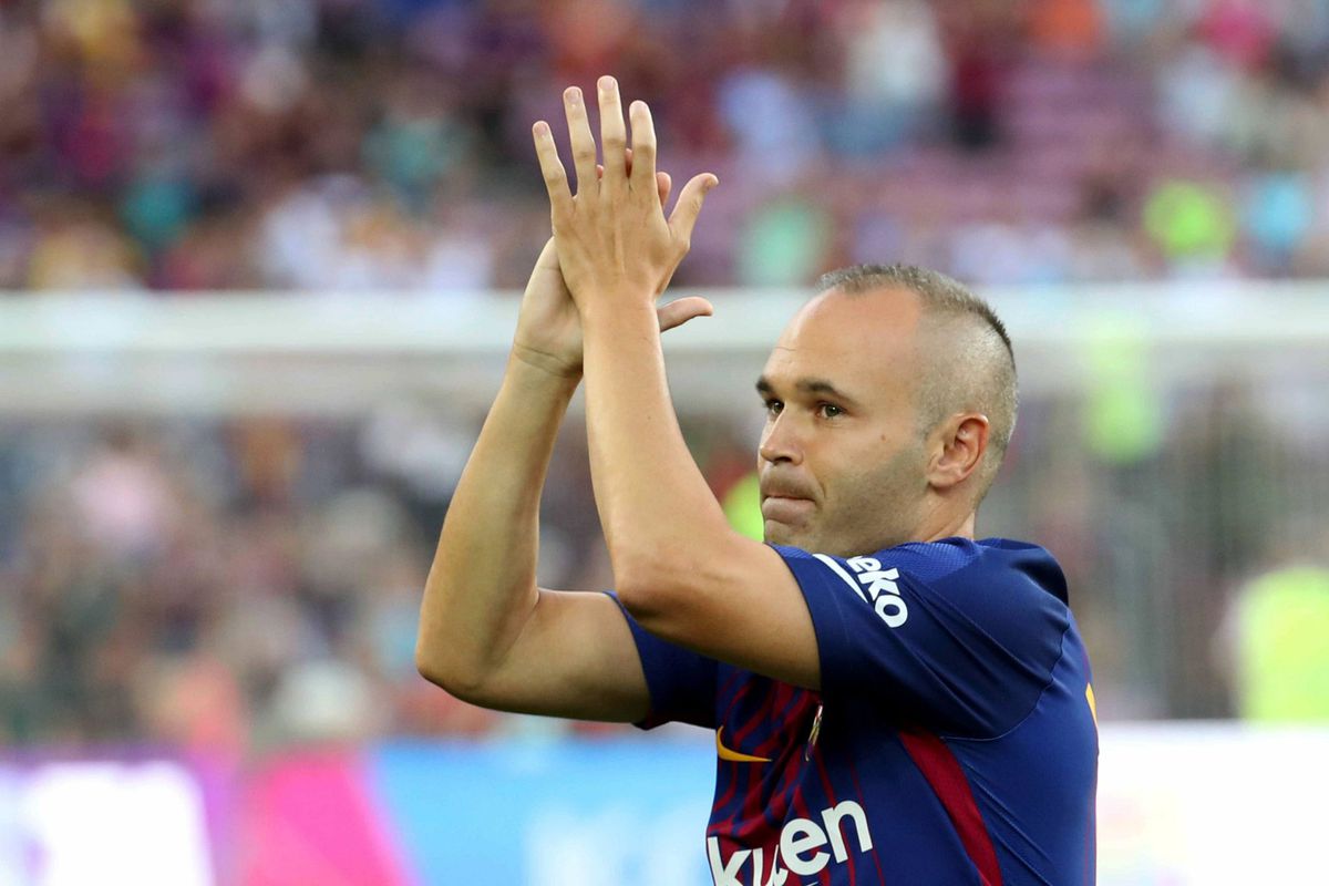 'Iniesta krijgt dikke bonus als hij carrière afsluit bij Barça'