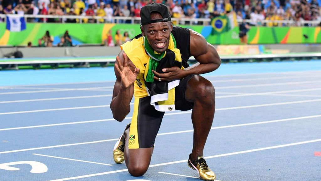 Sprintkanon Bolt neemt afscheid van Jamaica: 'De laatste keer, mensen'