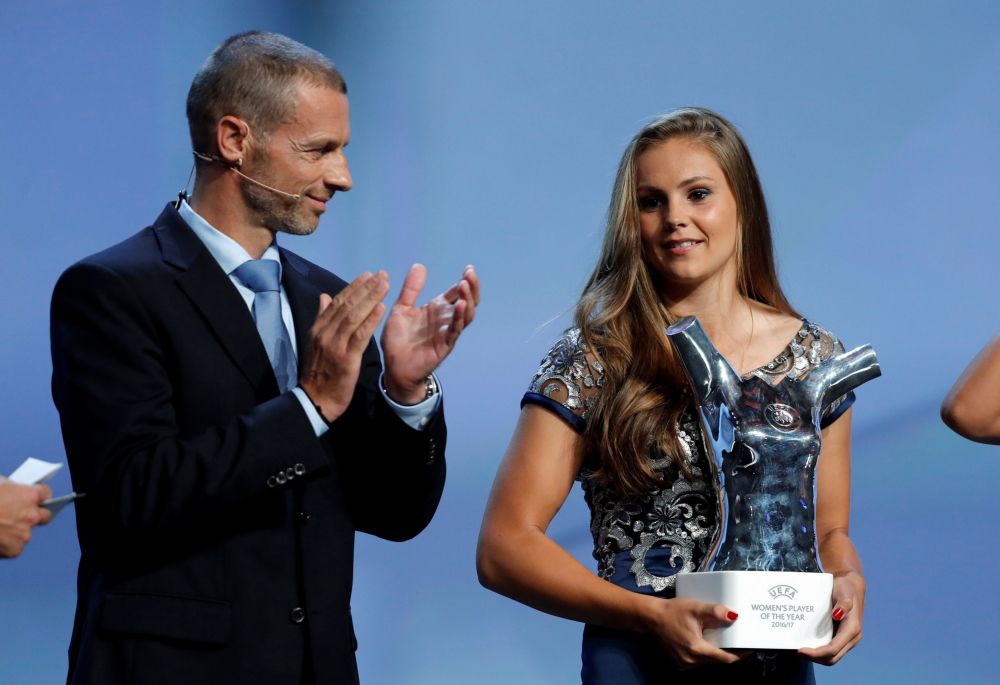 Lieke Martens en Sarina Wiegman in de race voor FIFA-prijs