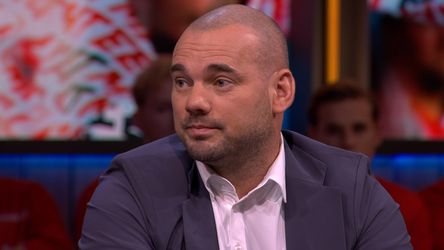 🎥 | Wesley Sneijder: 'Je gaat toch niet zeggen dat er nog iemand anders dan PSV kampioen wordt?'