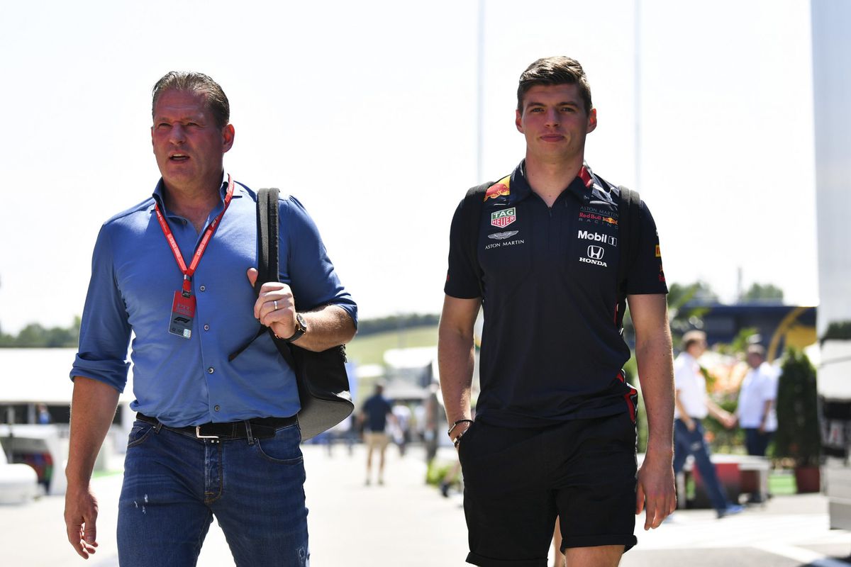 🎥 | Max Verstappen rijdt pa Jos op verjaardag helemaal dol