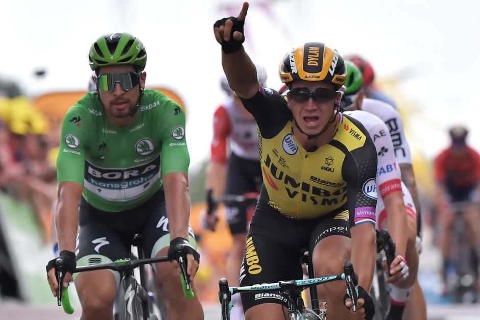 Yes! Dylan Groenewegen pakt touretappe met machtige sprint