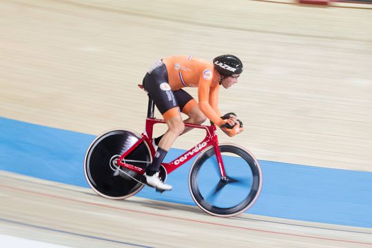 Van Schip opent WK-omnium met 7e plaats