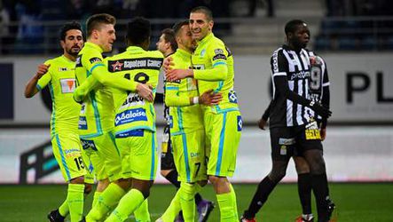 Gent wint na 2,5 jaar weer een keer van Charleroi