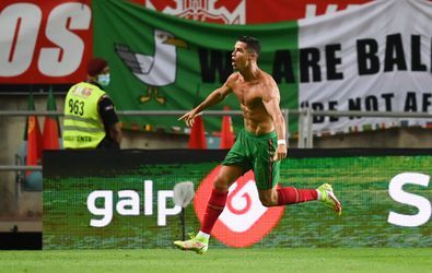 Fenomenale Cristiano Ronaldo scherpt record van meeste interlandgoals verder aan