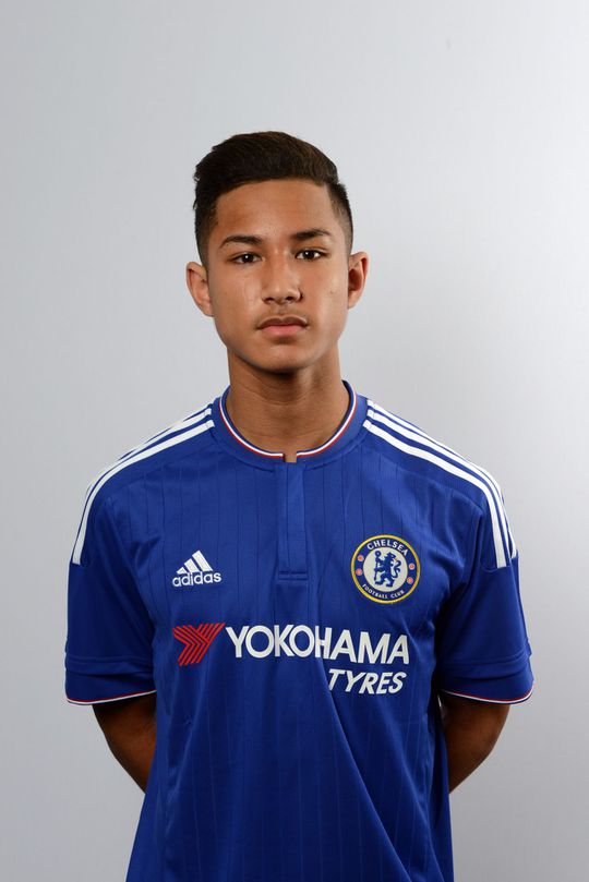 Deze voetballer is rijker dan Messi, Ronaldo en Neymar (misschien wel bij elkaar)