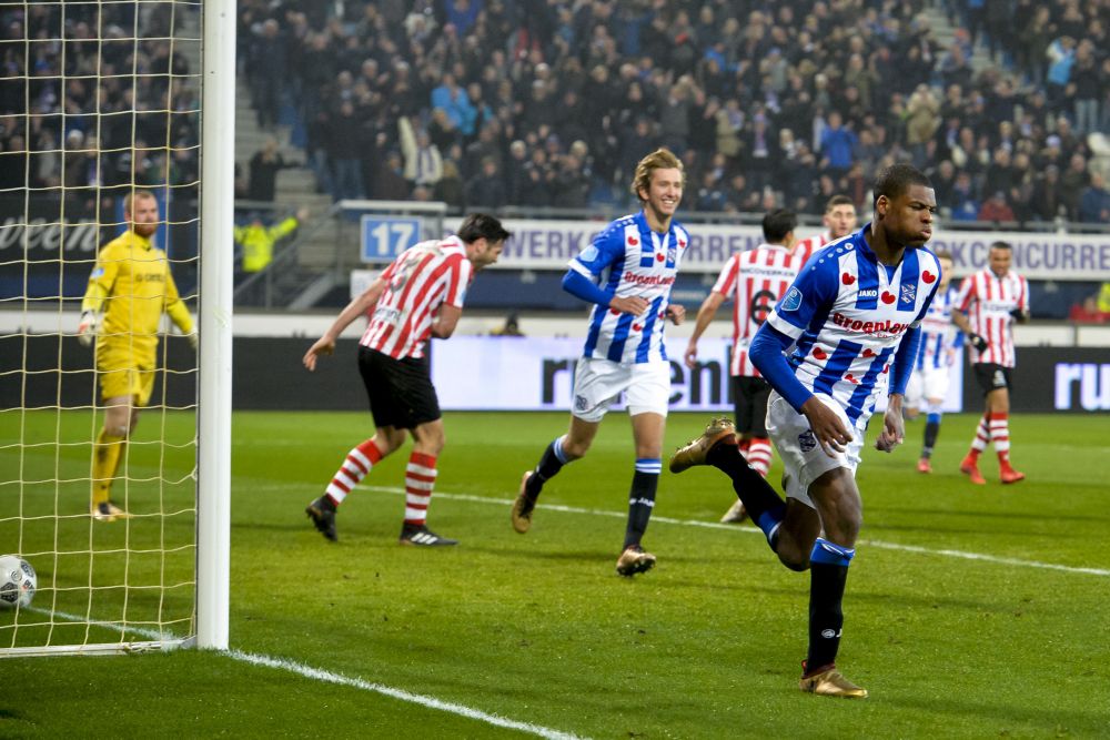 Ook Heerenveen te sterk voor Advocaats Sparta