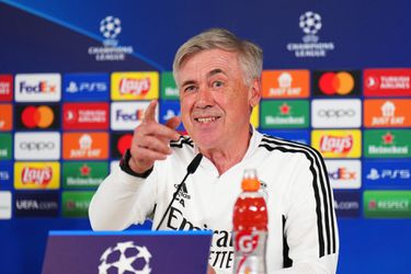 Carlo Ancelotti blijft langer bij Real Madrid