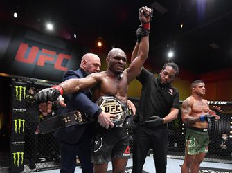 🎥 | Usman behoudt titel bij UFC 258 door deze zieke klap