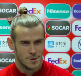 🎥 | Gareth Bale lacht zich rot om kritische, Spaanse pers: 'Ze lullen maar wat'