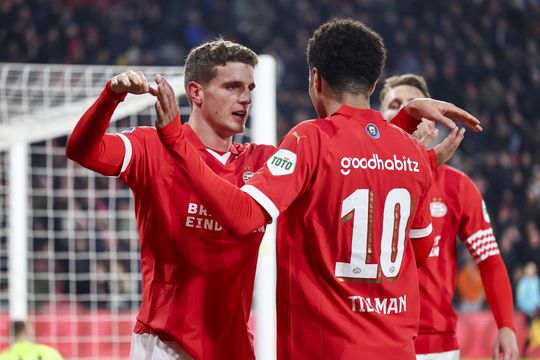 PSV overtuigt niet, maar wint wel van Heerenveen en blijft op recordkoers