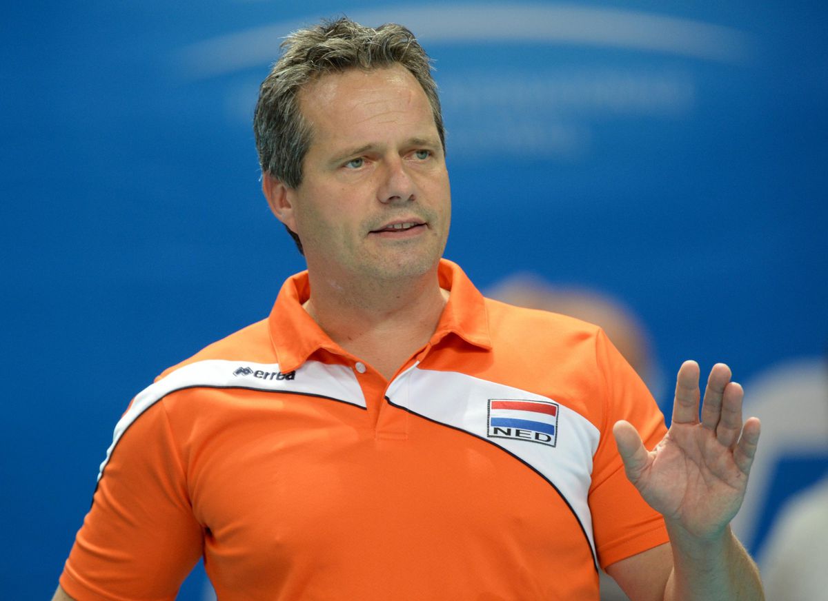 Nederlandse volleyballers door moeilijke winst bijna zeker van WK
