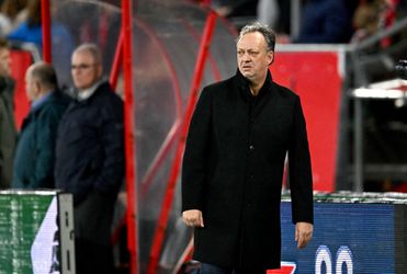 Hercules-trainer René van der Kooij vond Ajax maar slechte verliezers: 'Triest voor zo'n grote club'