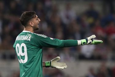 Juventus door 2 zieke blunders Donnarumma op 3-0 tegen Milan (video)