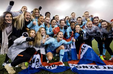 Zo haalden de Oranje Leeuwinnen het WK in Frankrijk (video's)