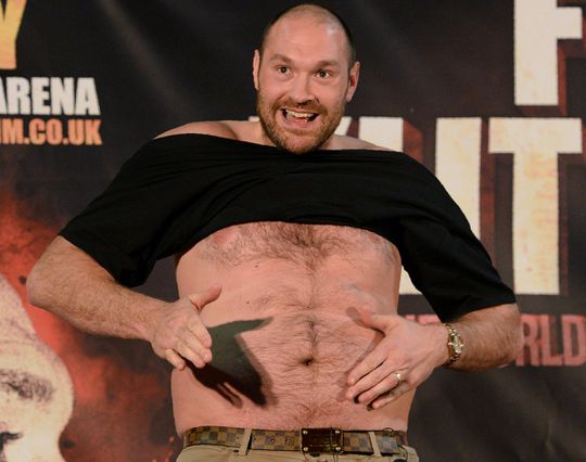 Tyson Fury duidelijk: 'Met één arm win ik nog van Joshua'