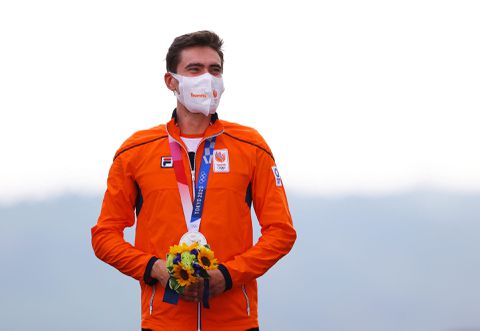 GEWELDIG NIEUWS: zilveren Dumoulin heeft smaak weer te pakken en gaat door met fietsen