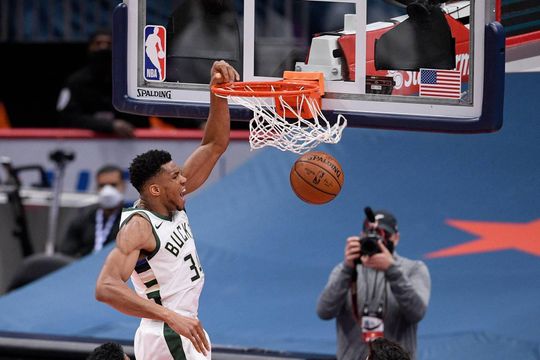 🎥 | Record in NBA: Check deze 5 fraaie 'triple doubles' op 1 speelavond