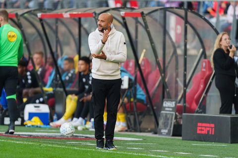 AZ-trainer Pascal Jansen over Legia Warschau: 'Zulk spel komen we in de Eredivisie niet tegen'