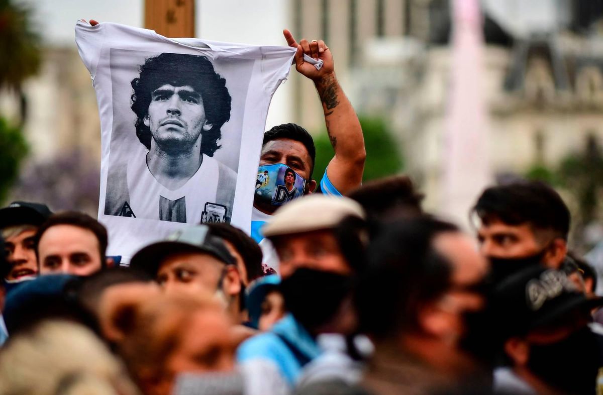 Verpleegkundige over dood Maradona: ‘Ze hebben hem vermoord’