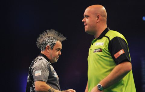 Trashtalken tussen Van Gerwen en Wright is begonnen: 'Een zege op hem is niet speciaal'