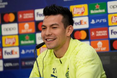 Hirving Lozano maakt plan voor Sevilla-uit: 'We zien de luide fans als motivatie'