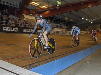 Van Riessen Nederlands kampioene baanwielrennen, Lavreysen pakt kilometer tijdrit