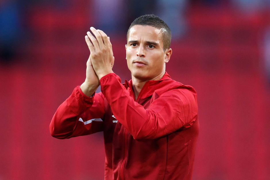 Bankzitter Afellay is dit seizoen wel aanvoerder van PSV: 'Hij is een voorbeeld'