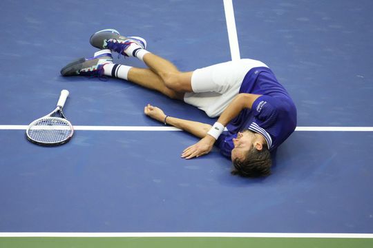 Medvedev krijgt FIFA-kado van EA na 'dode vis'-celebration in US Open-finale
