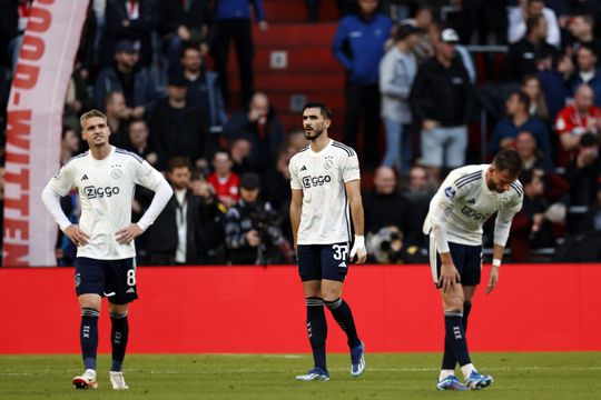 📸 | Ajax zelfs 20e? BBC maakt grappig foutje bij aanstippen van situatie bij Amsterdammers