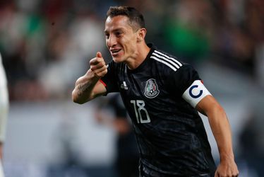 Guardado schiet Mexico als eerste land naar kwartfinales Gold Cup