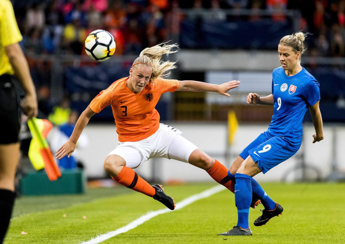 Oranje Leeuwinnen in 'allesbeslissend' WK-duel met Noorwegen zonder Van der Gragt