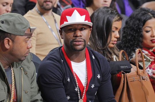 Dieven roven villa Floyd Mayweather leeg