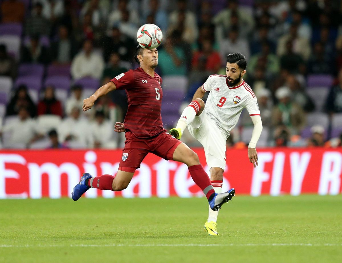 Verenigde Arabische Emiraten met moeite verder naar 2e ronde Azië Cup