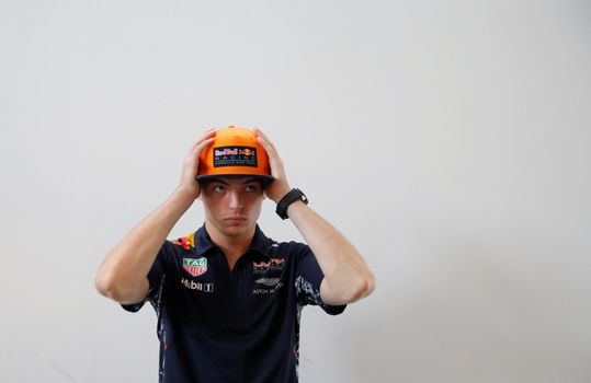 Verstappen biedt uiteindelijk toch zijn excuses aan voor taalgebruik